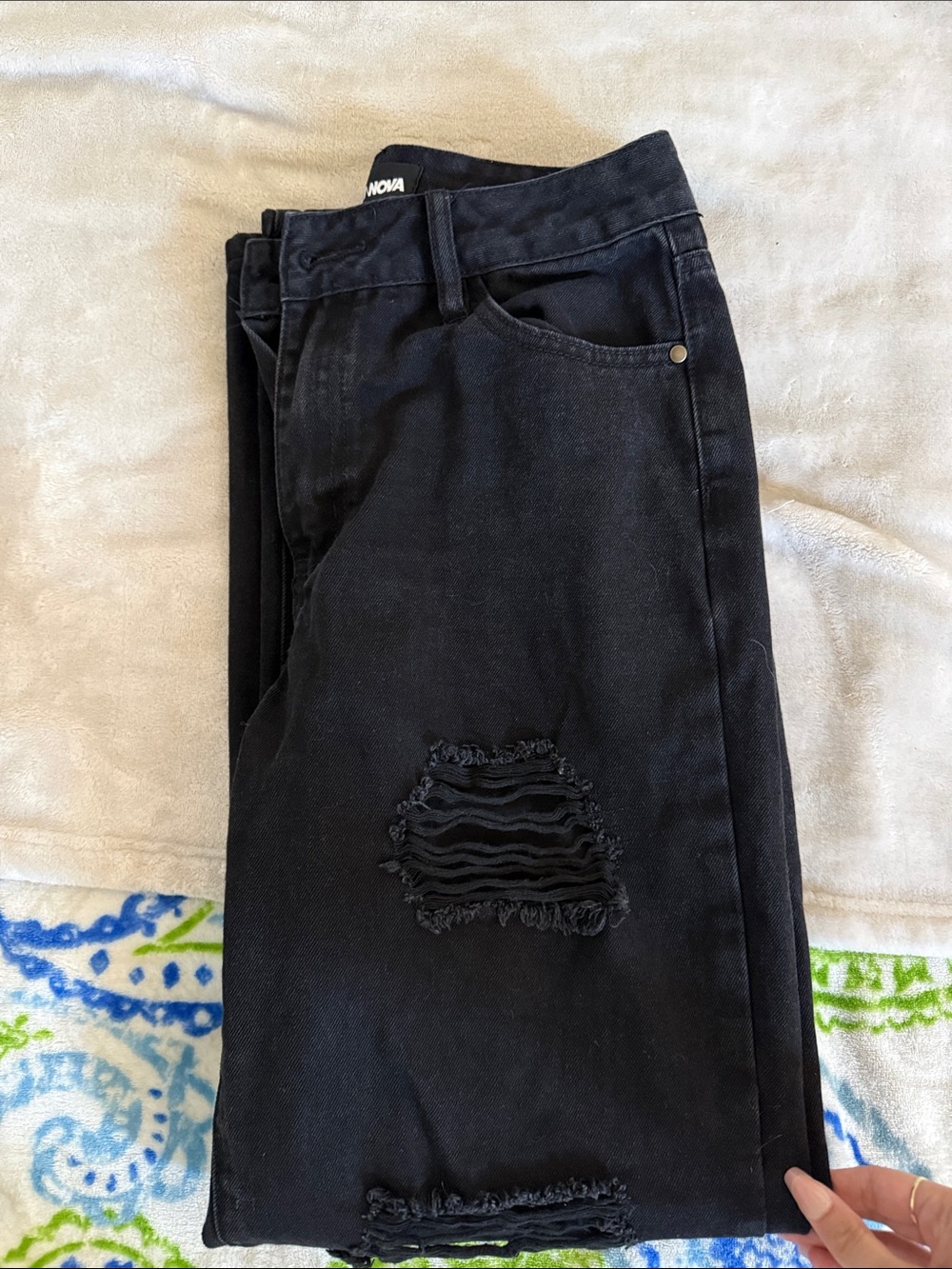 Fashion Nova Black Distressed Straight Jeans - Picture 2 of 3
